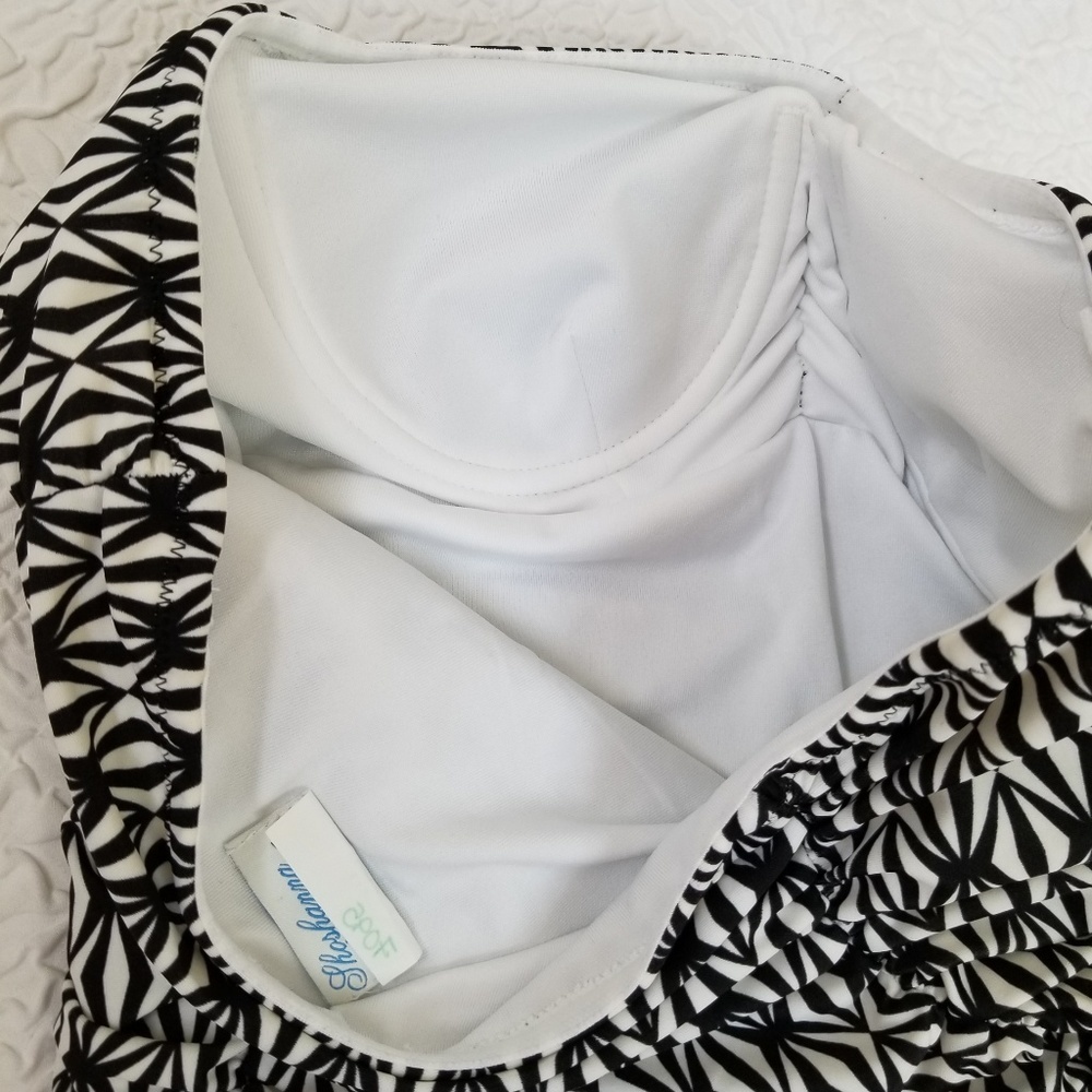 Shoshanna One Piece Black/ White Geometric patter - Picture 6 of 8